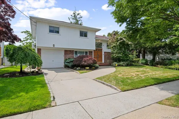 964 Cherrywood DR, Baldwin, NY 11510