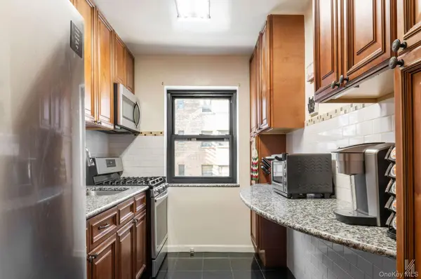 34-10 94th ST #3D, Jackson Heights, NY 11372