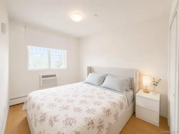 104-64 39th AVE #4A, Corona, NY 11368