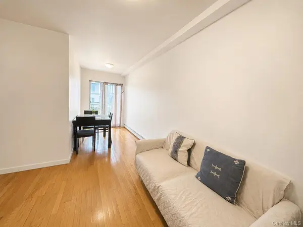 104-64 39th AVE #4A, Corona, NY 11368