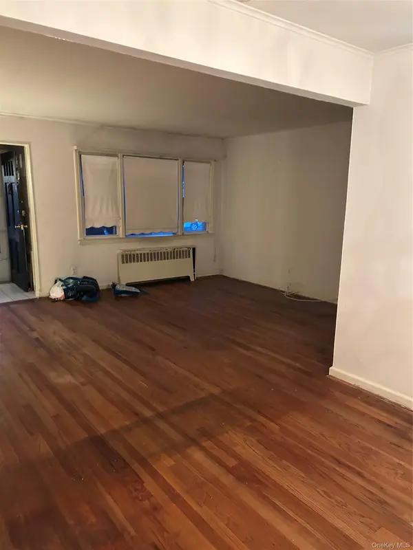 Address not disclosed, Farmingdale, NY 11735