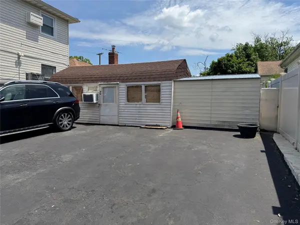 228-04 145th AVE, Springfield Gardens, NY 11413