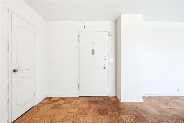 70-25 Yellowstone BLVD #5A, Forest Hills, NY 11375
