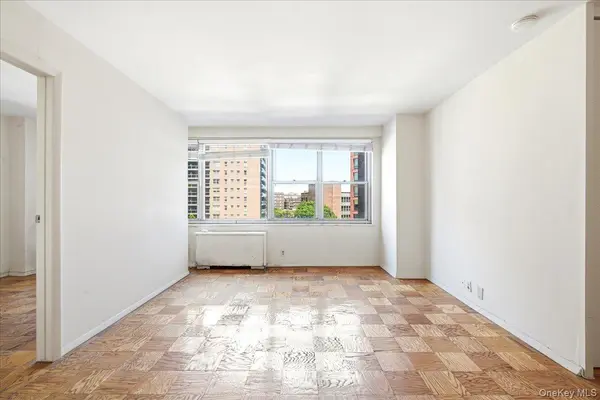 70-25 Yellowstone BLVD #5A, Forest Hills, NY 11375