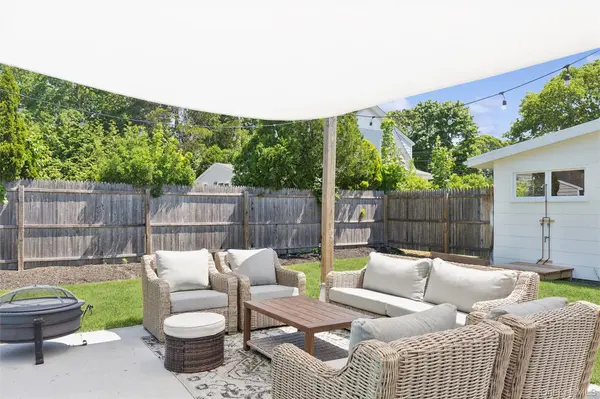 243 Sunset AVE, Westhampton Beach, NY 11978