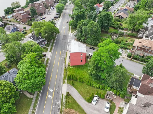 6 Leroy PL, Newburgh, NY 12550