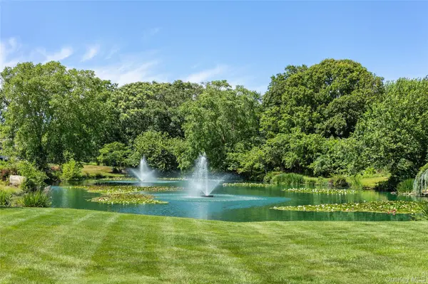 2803 Pebble Beach PATH, Riverhead, NY 11901