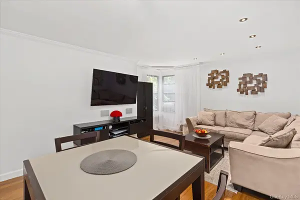 83-15 98th ST #5T, Woodhaven, NY 11421