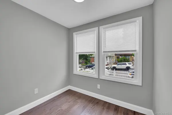 30-36 91st ST, East Elmhurst, NY 11369