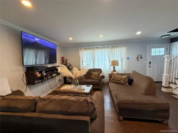 101 Sagamore ST, Freeport, NY 11520