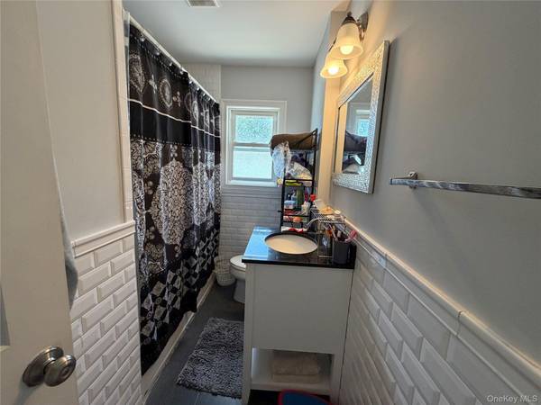 101 Sagamore ST, Freeport, NY 11520
