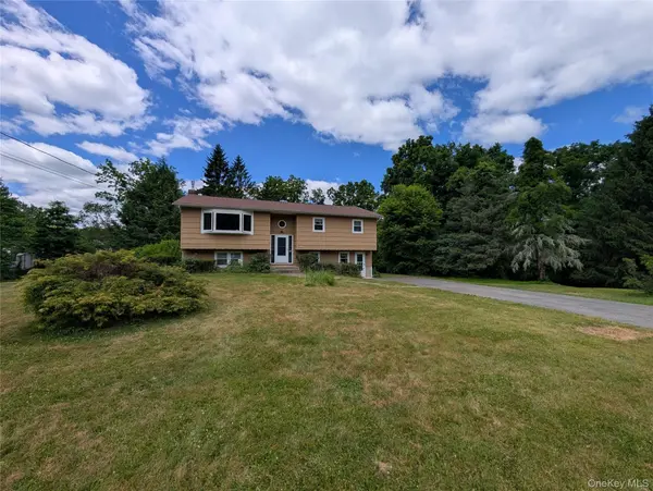 11 Kevin CT, Montgomery, NY 12549