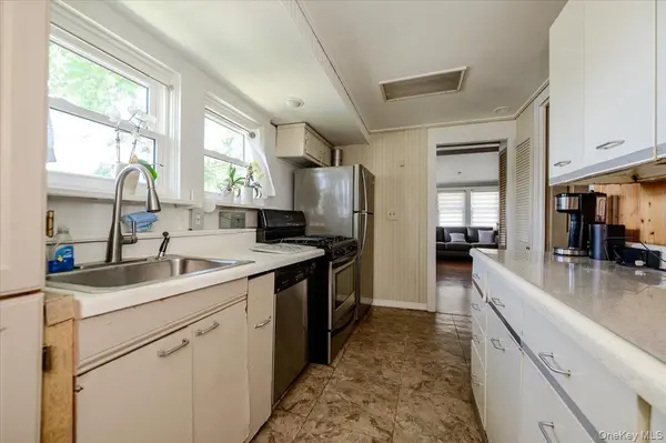 47D Edgewater PARK #47D, Bronx, NY 10465
