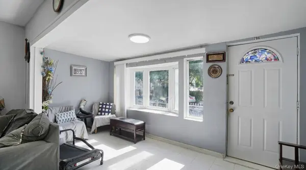 99-13 215th ST, Queens Village, NY 11429