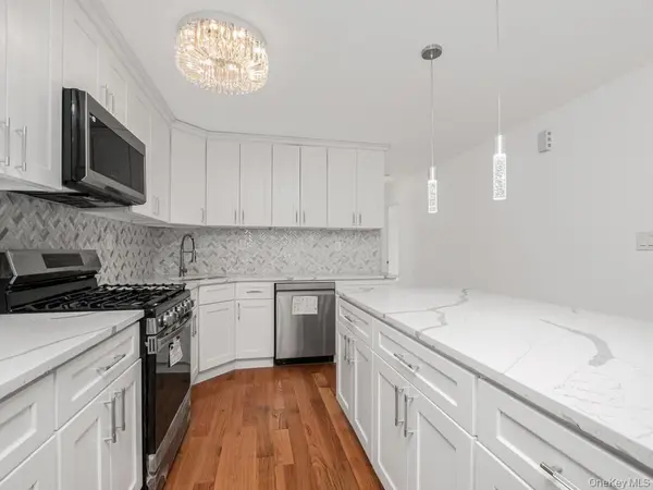 14415 226th ST, Laurelton, NY 11413