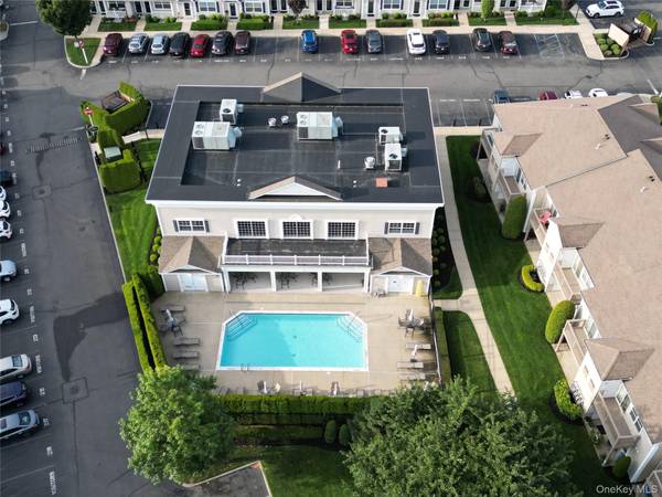 1132 Willow LN, Valley Stream, NY 11580