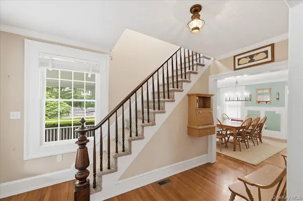 202 Bayport AVE, Bayport, NY 11705