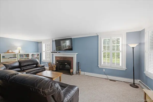 202 Bayport AVE, Bayport, NY 11705