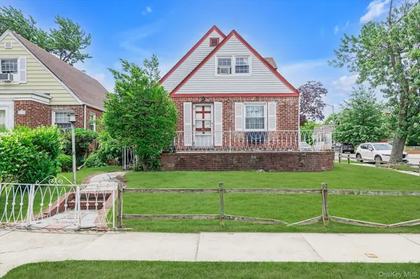 194-04 56th AVE, Fresh Meadows, NY 11365