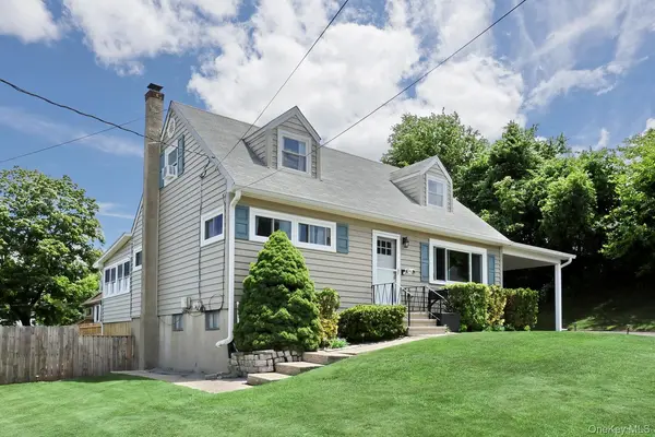 1 Havervale LN, Garnerville, NY 10923