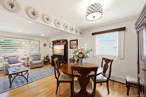 10 S Merrick RD, Massapequa, NY 11758