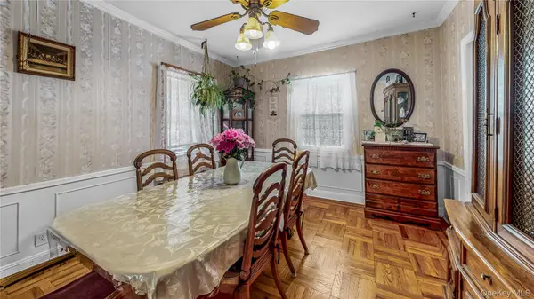 83-43 252nd ST, Bellerose, NY 11426