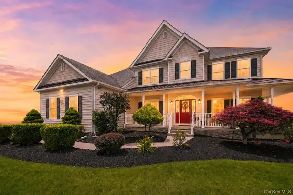 11 Hopeview CT, Newburgh, NY 12550