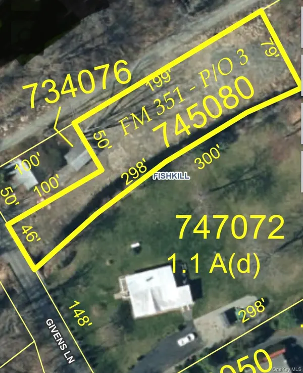 30 Givens LN, Fishkill, NY 12524
