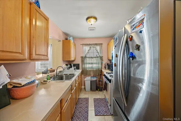 309 Logan ST, Brooklyn, NY 11208
