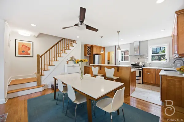 21-41 24th ST, Astoria, NY 11105