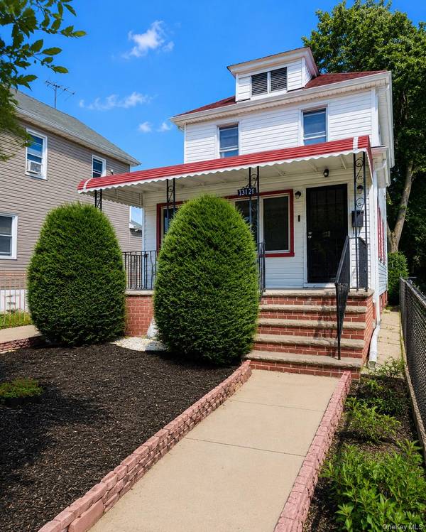 13121 223rd ST, Laurelton, NY 11413
