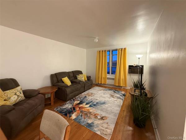 530 Dubois AVE #7C, Valley Stream, NY 11581