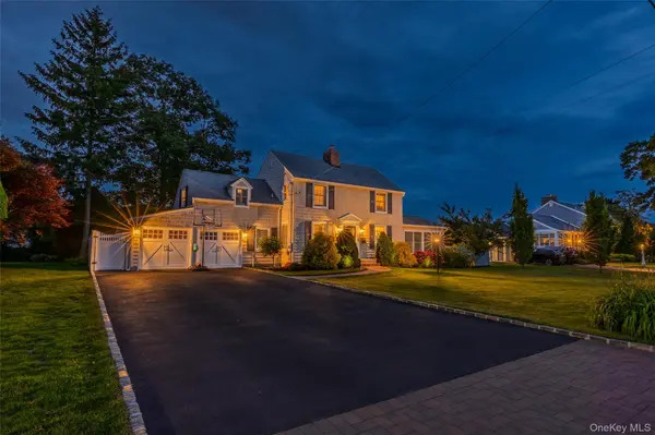 152 Bay DR, Massapequa, NY 11758