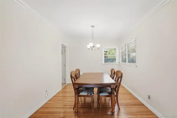 816 N Broadway, Yonkers, NY 10701