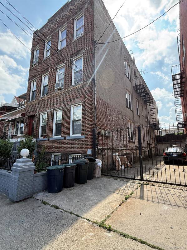 320 E 52nd ST, Brooklyn, NY 11203