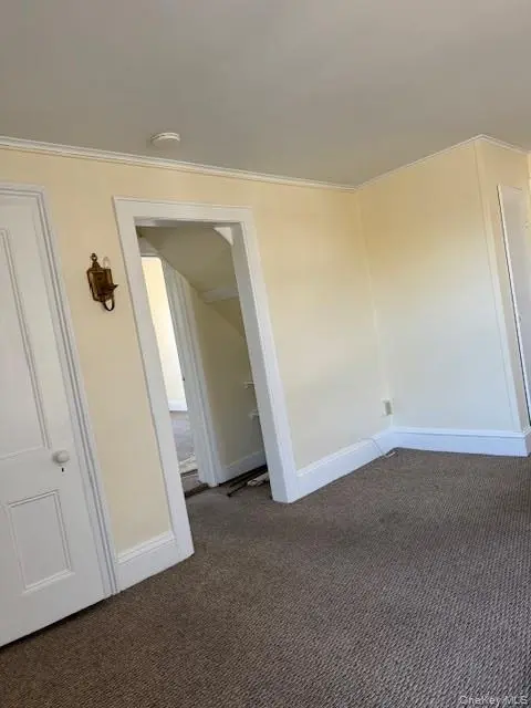 26 Oakland AVE #2R, Warwick, NY 10990