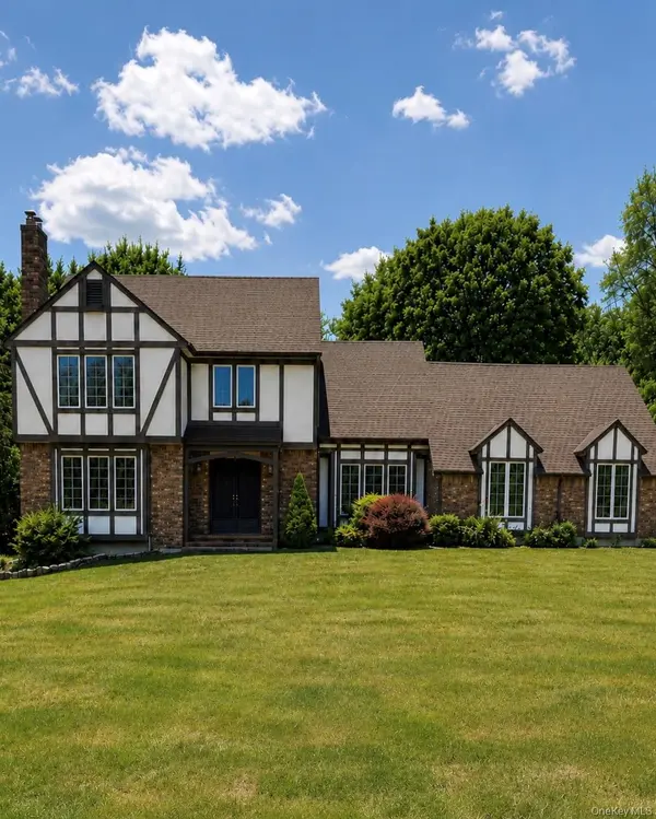 17 Allison DR, Monroe, NY 10950
