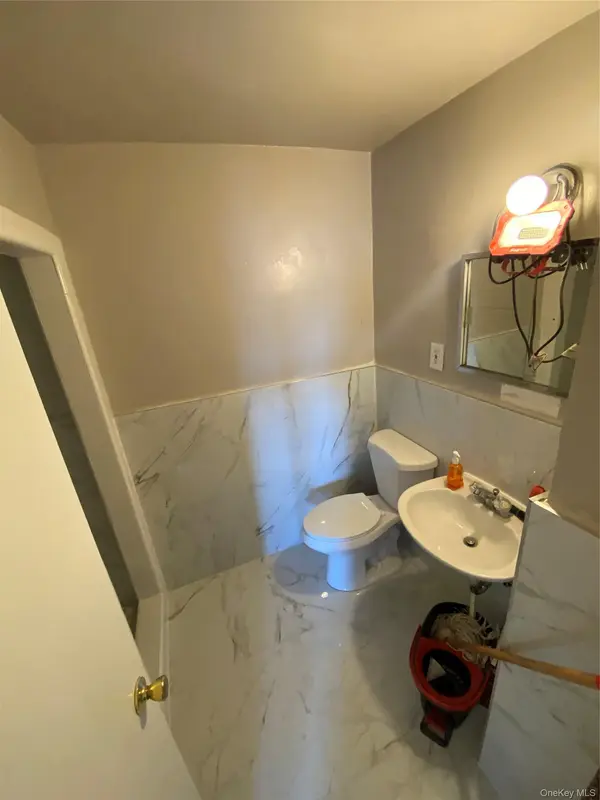 222 N Broadway #6B, Yonkers, NY 10701