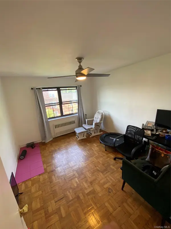 222 N Broadway #6B, Yonkers, NY 10701