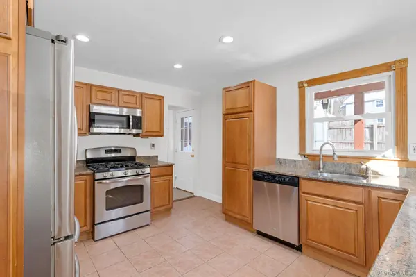51 Greenwood AVE, Greenwood Lake, NY 10925