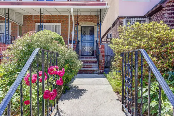 85-62 66th RD, Rego Park, NY 11374