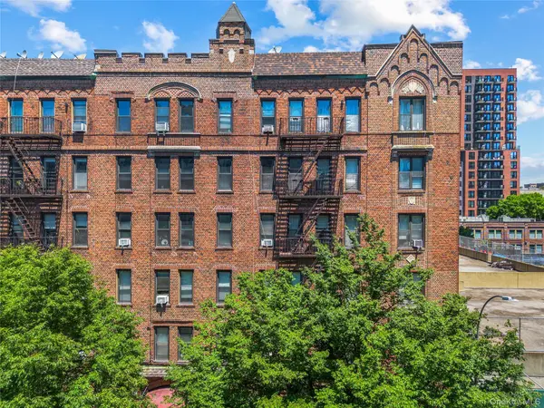35 Crown ST #3B, Brooklyn, NY 11229