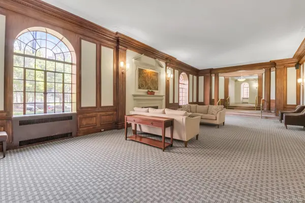 84-51 Beverly RD #6A, Kew Gardens, NY 11415