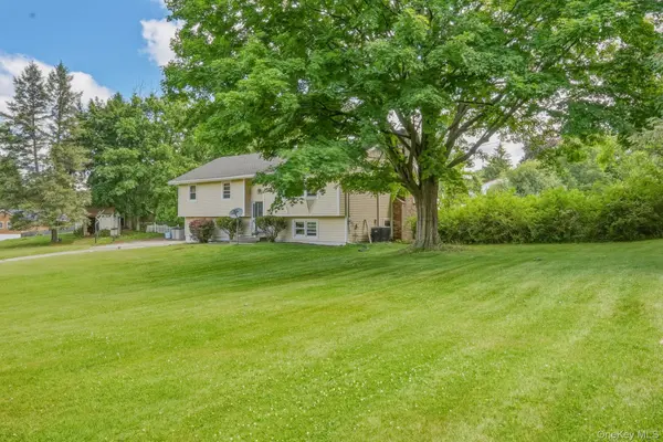 4 Hunt DR, Call Listing Agent, NY 10921