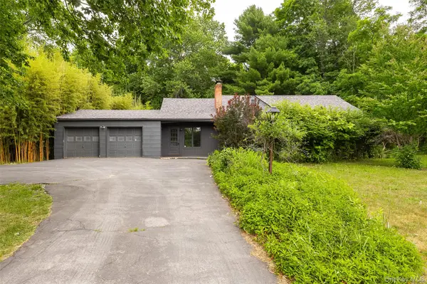 166 Vassar RD, Poughkeepsie, NY 12603