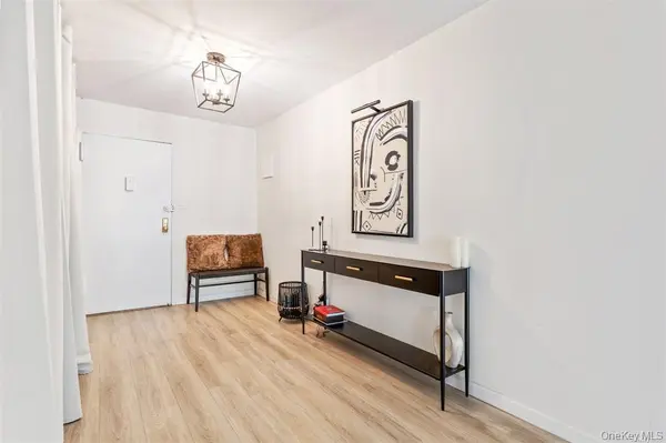 102-30 66 RD #25E, Forest Hills, NY 11375