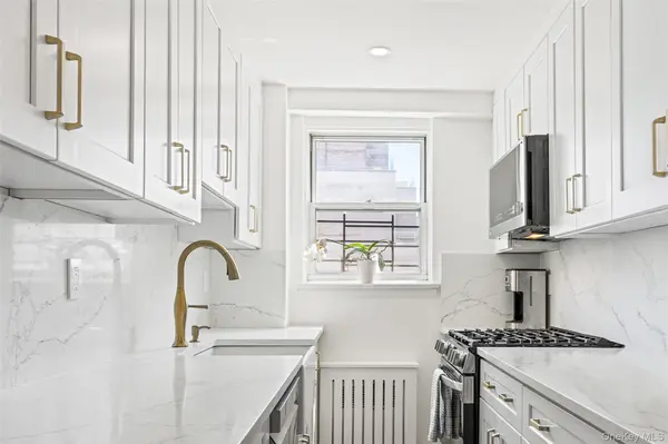 300 E 71st ST #15G, New York (manhattan), NY 10021