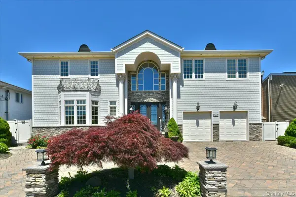 3510 Riverside DR, Oceanside, NY 11572