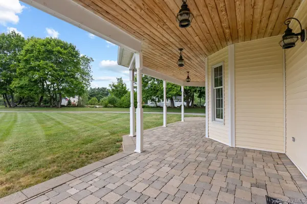 128 Old Pawling RD, Pawling, NY 12564