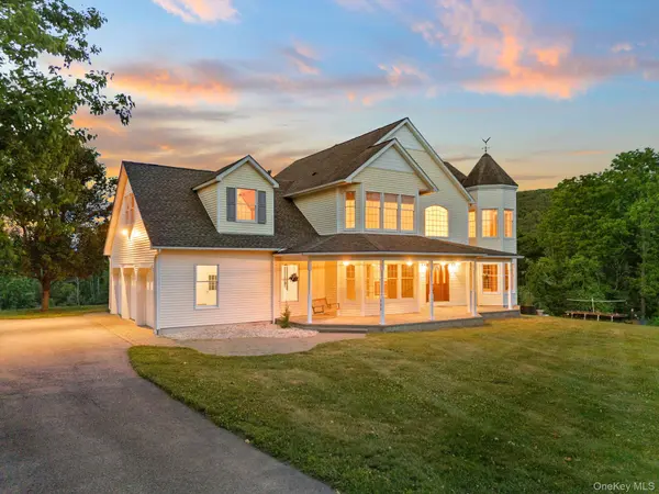 128 Old Pawling RD, Pawling, NY 12564